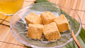 Warabimochi: Japan’s Wobbly, Jelly-Like Summer Dessert Explained