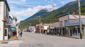 Skagway’s Heartbeat: Finding Gold Rush History and Quiet Trails in Alaska’s Famous Port